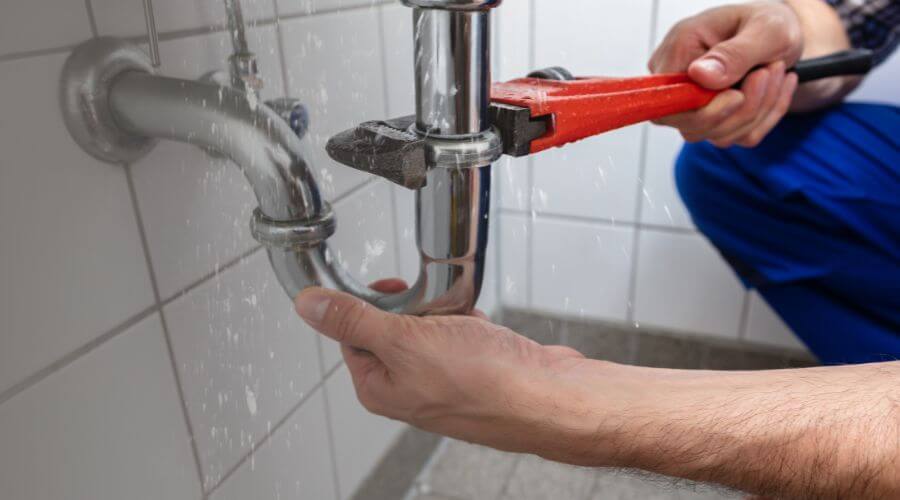 Professional same day plumber in Scotland, TX